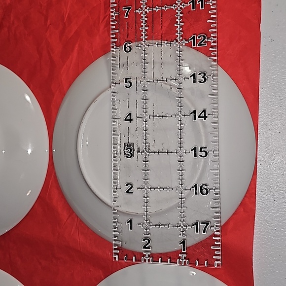 222 Fifth Ghouls just wanna have fun 4 Halloween Party plates VGUC - Picture 10 of 12